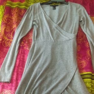 Grey V-neck Long sleeved dress